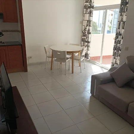 Centrico Y Confortable Apartamento En *