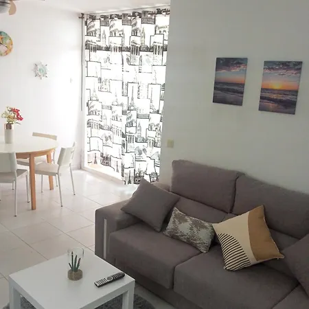 Centrico Y Confortable Apartamento En טוסה דה מאר